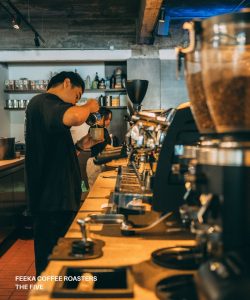 cafe open late kl